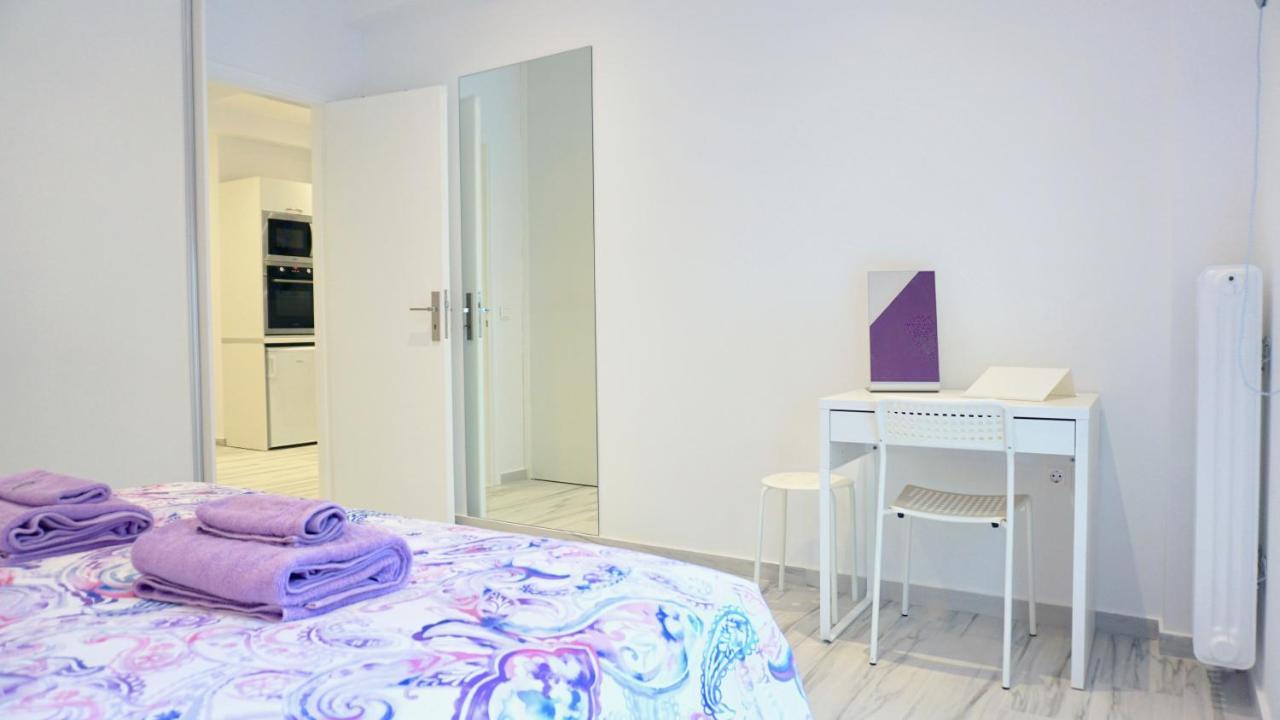 Central, Bright Apt In Athens Near Metro Esterno foto